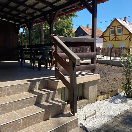 Leda Apartman Bogacs