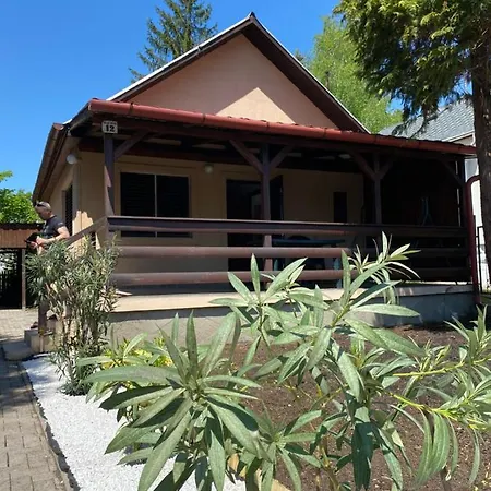 Leda Apartman Holiday home Bogacs