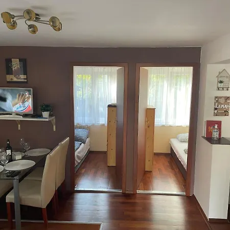 Holiday home Leda Apartman