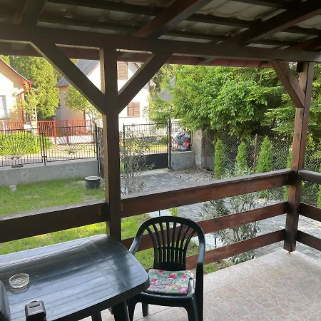 Leda Apartman